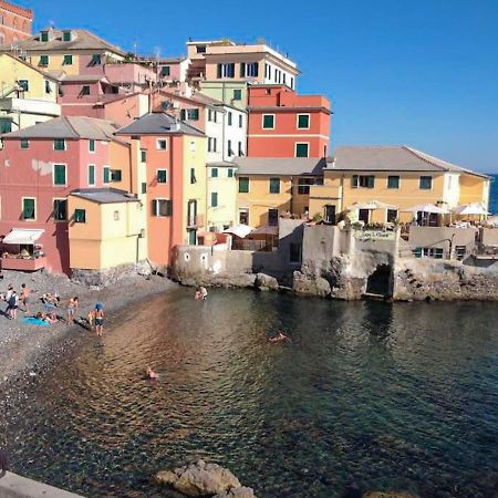 Casa Sulla Spiaggia Di Boccadasse Genoa Exterior photo